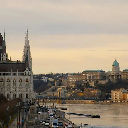 D68 - Downtown Cozy - Location By Bqa Lejlighed Budapest