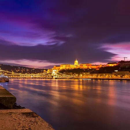 D68 - Downtown Cozy - Location By Bqa * Budapest